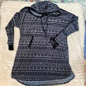 Simply Vera Vera Wang Fair Isle Women’s Hooded Sleep Tunic – Size M